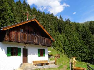 Astenhtte Leach Tuxer Alpen Astenhtte